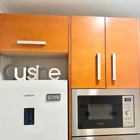 Apartment 10 Minutos Centro Sevilla, Moderno Y Con Parking Gratis Sevilla