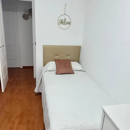 10 Minutos Centro Sevilla, Moderno Y Con Parking Gratis Apartment *