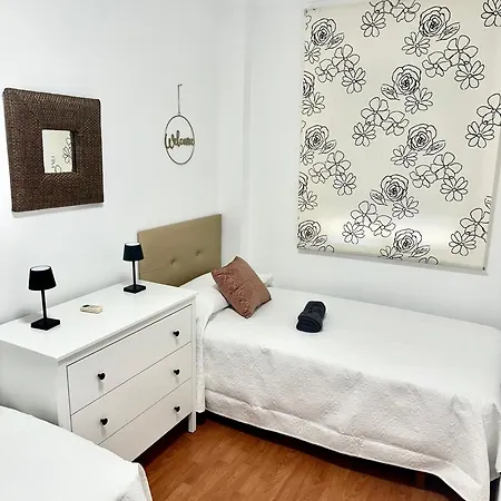 10 Minutos Centro Sevilla, Moderno Y Con Parking Gratis *